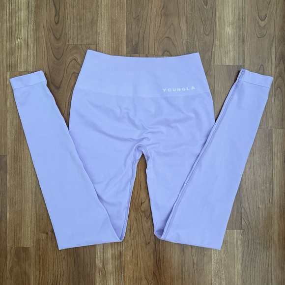 YoungLA Other - YoungLA seamless core leggings in their new color lilac